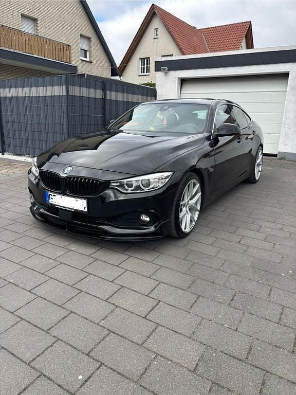 Schwarz Gebraucht 2016 BMW 430 Gran Coupé Luxury Line Coupé | 22.950 € (Etwas zu teuer) - Bild 1/4