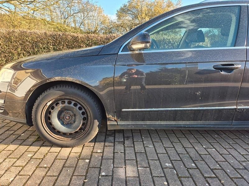 Gebraucht VW Passat Highline 140 PS (102 kW) 2009 Braun Kombi