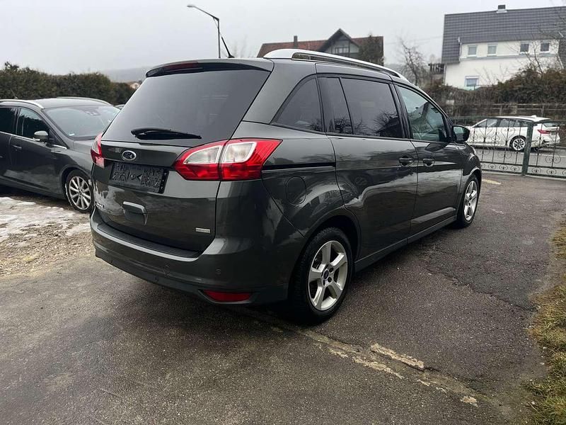 Gebraucht Ford Grand C-Max Business Edition 125 PS (91 kW) 2017 Magneticgrau (metallic) Van / Kleinbus