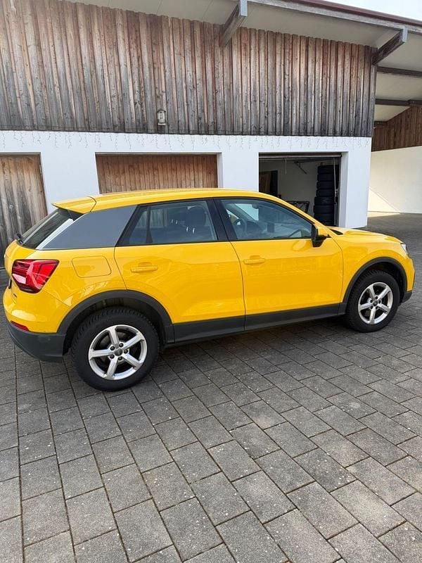 Second-hand Audi Q2 150 CP (110 kW) 2017 Galben SUV