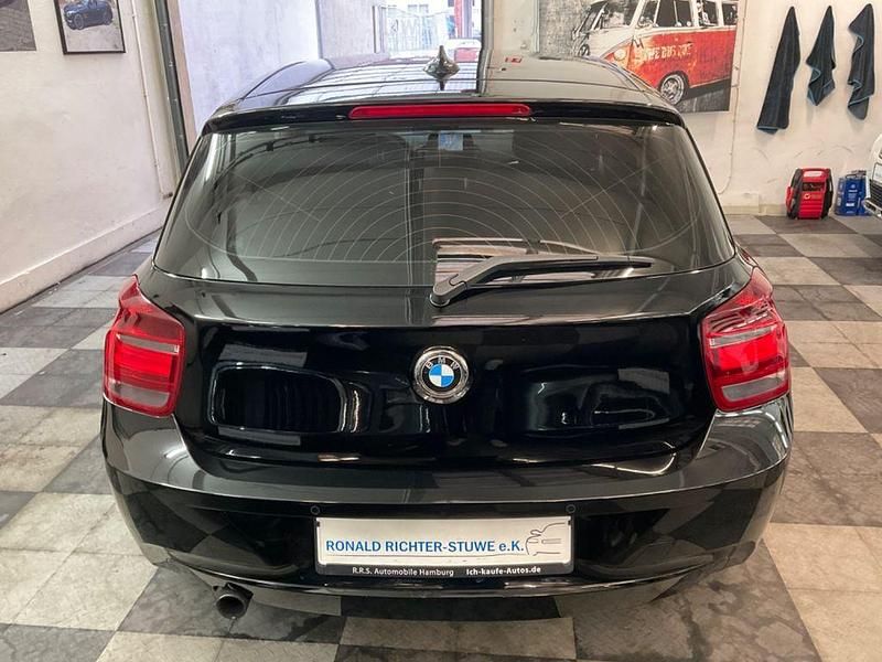 Gebraucht BMW 116 116 PS (85 kW) 2014 Schwarz Kleinwagen