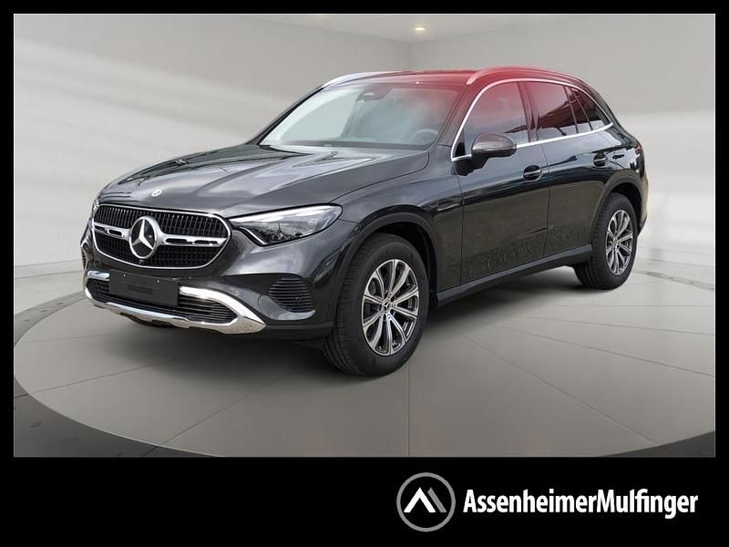 Graphitgrau Gebraucht 2023 Mercedes GLC200 SUV | 52.380 € (Etwas zu teuer) - Bild 1/4