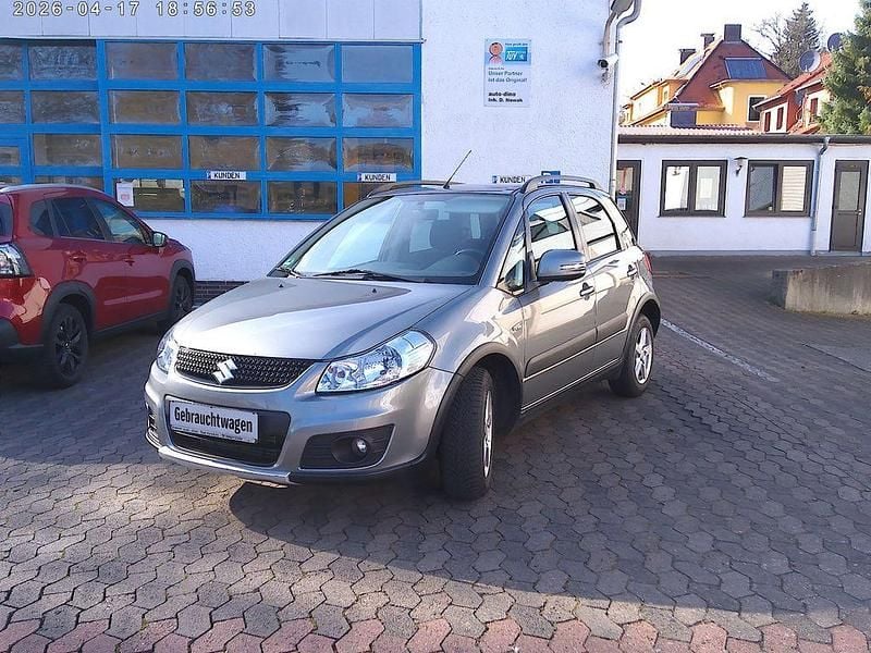 Gebraucht Suzuki SX4 Style 135 PS (99 kW) 2012 Grau Limousine