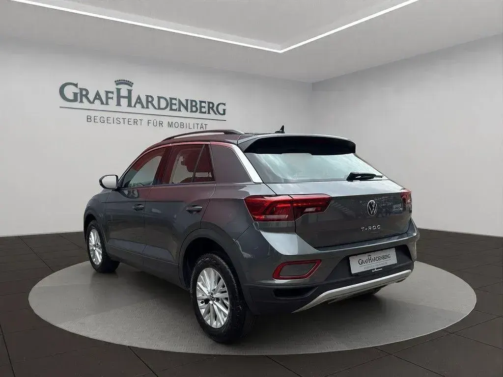 Gebraucht VW T-Roc Life 116 PS (85 kW) 2022 Grau SUV