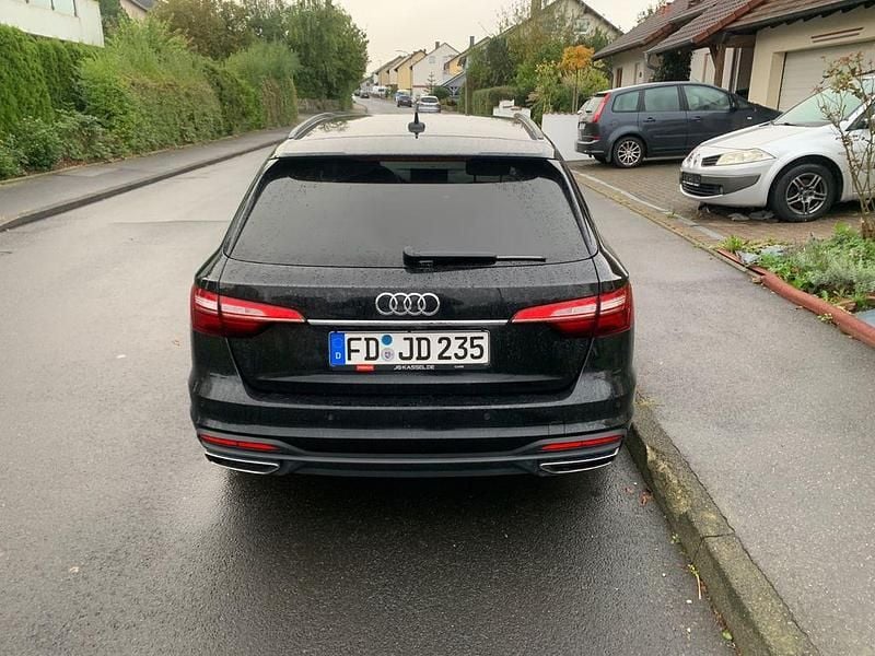 Gebraucht Audi A4 Performance 190 PS (139 kW) 2020 Schwarz Kombi