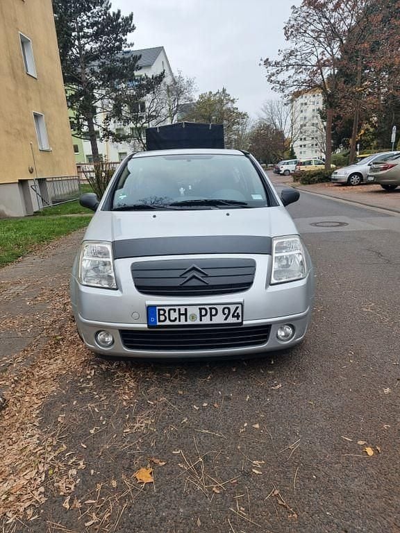 Silber Gebraucht 2006 Citroën C2 Comfort Kleinwagen | 1.000 € (Guter Preis) - Bild 1/4