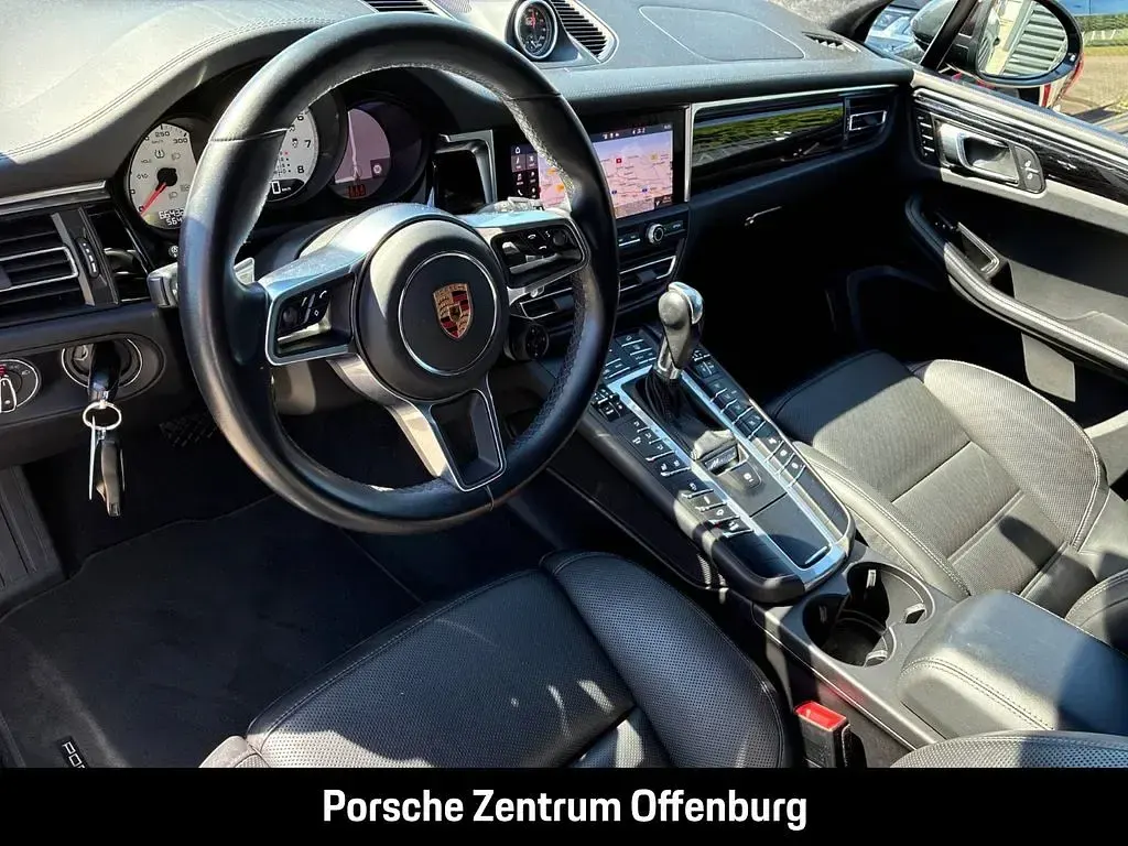 Gebraucht Porsche Macan Turbo 441 PS (324 kW) 2020 Hellgrau SUV