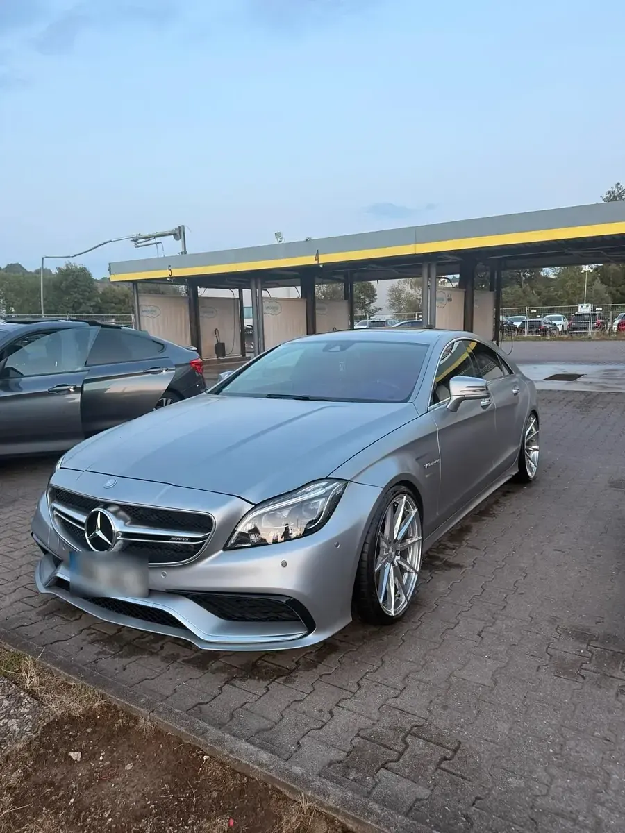 Gebraucht Mercedes CLS63 AMG AMG 557 PS (409 kW) 2015 Grau Coupé