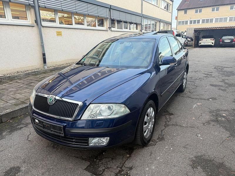 Blau Gebraucht 2005 Skoda Octavia Elegance Limousine | 2.999 € (Guter Preis) - Bild 1/4