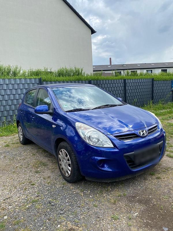 Gebraucht 2011 Hyundai i20 Kleinwagen | 2.700 € (Guter Preis) - Bild 1/4