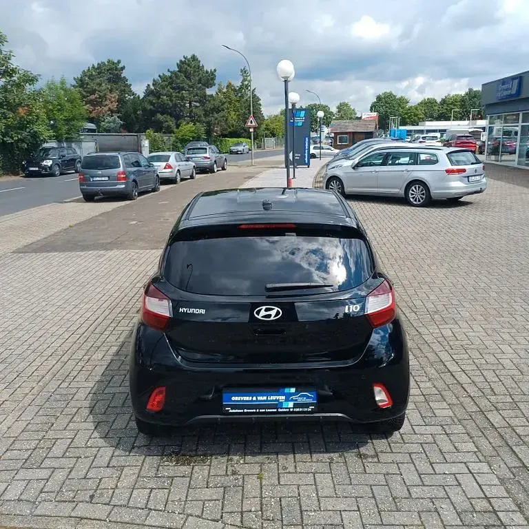 Gebraucht Hyundai i10 Prime 79 PS (58 kW) 2026 Schwarz Kleinwagen