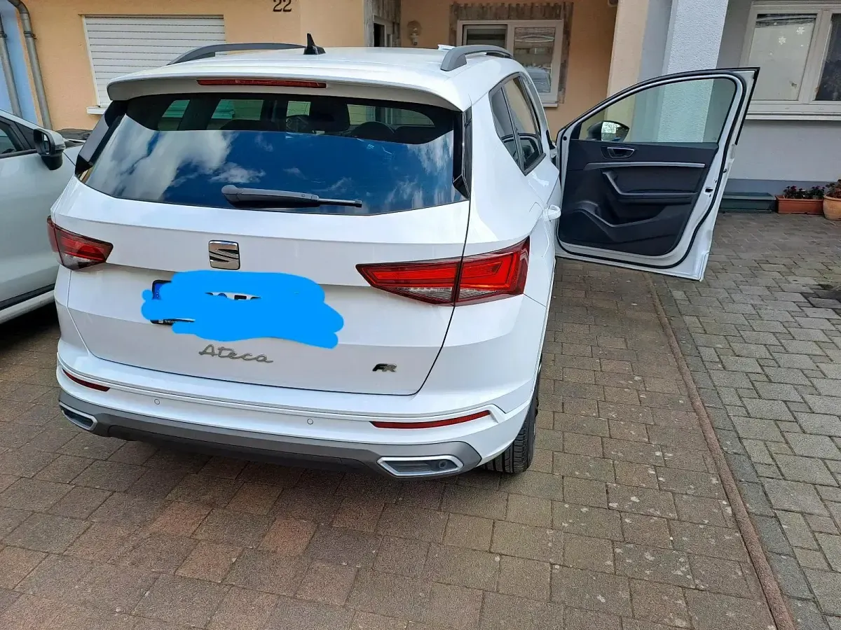 Gebraucht Seat Ateca FR 150 PS (110 kW) 2023 Weiß SUV