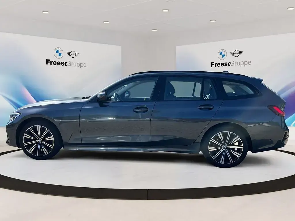 Gebraucht BMW 320 Shadowline 190 PS (139 kW) 2022 Silber Kombi