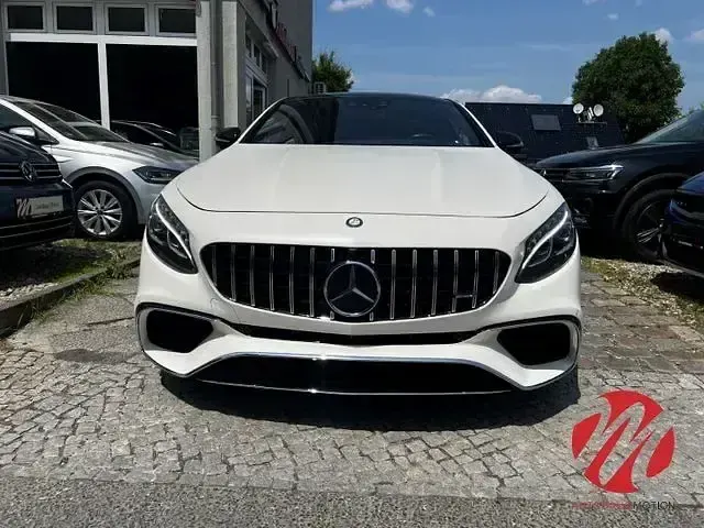 Gebraucht Mercedes S63 AMG AMG 585 PS (430 kW) 2015 Designomagnokaschmirweiss la Coupé