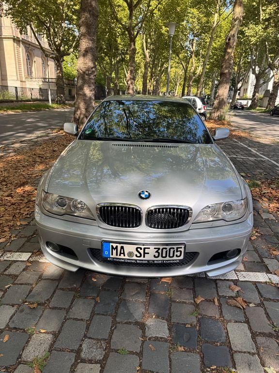 Silber Gebraucht 2004 BMW 330 M Sport Coupé | 19.800 € - Bild 1/4