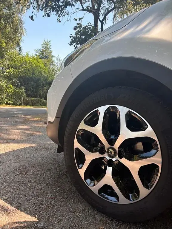 Gebraucht Renault Captur Collection 131 PS (96 kW) 2019 Weiß SUV
