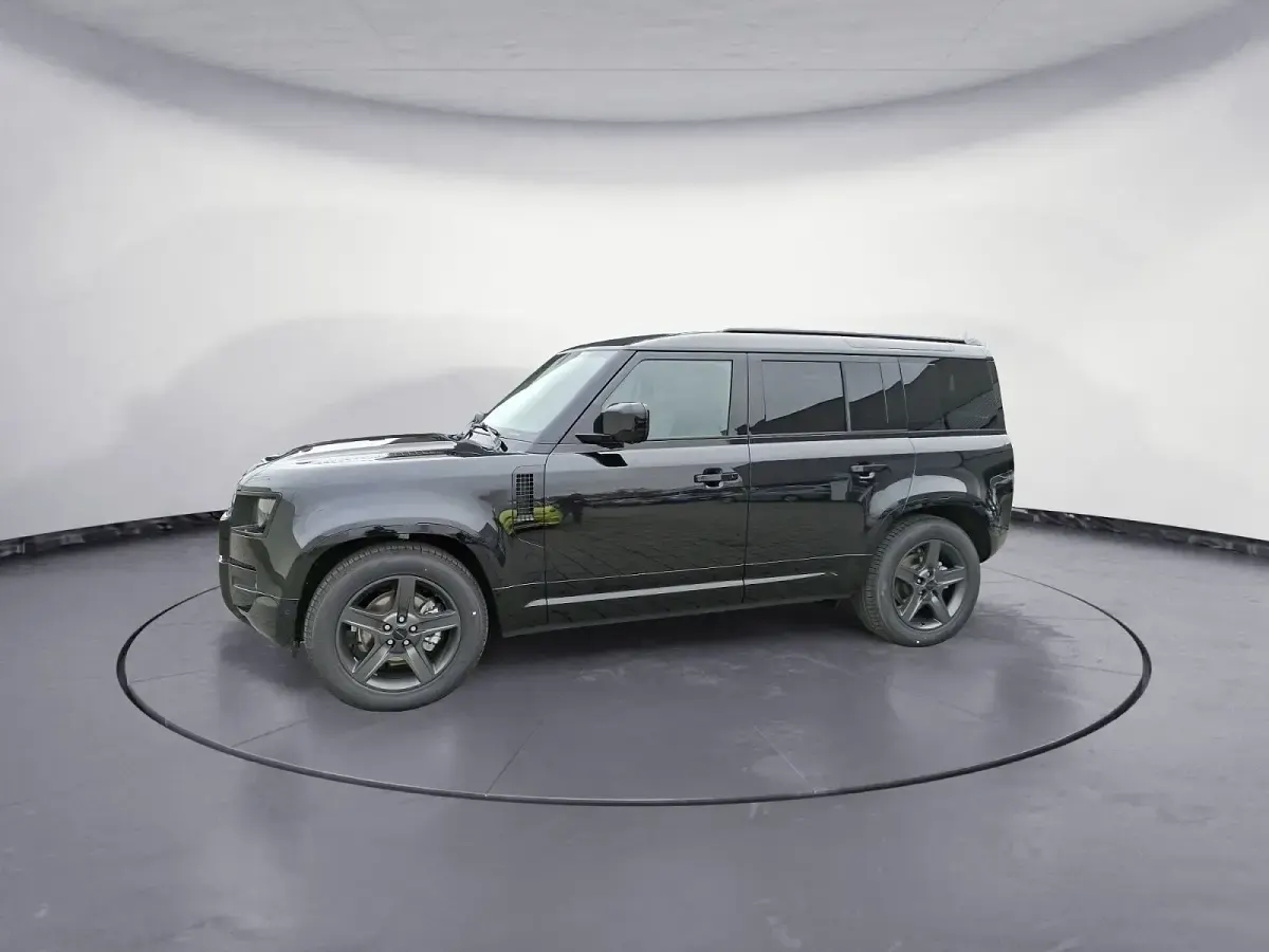 Neu Land Rover Defender SE Dynamic 200 PS (147 kW) 2026 Schwarz SUV