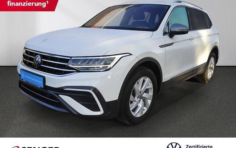 Pure white Gebraucht 2022 VW Tiguan Allspace Life SUV | 29.880 € (Fairer Preis) - Bild 1/4