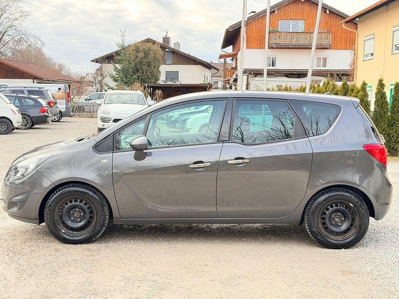 Gebraucht Opel Meriva Innovation 101 PS (74 kW) 2010 Grau Van / Kleinbus