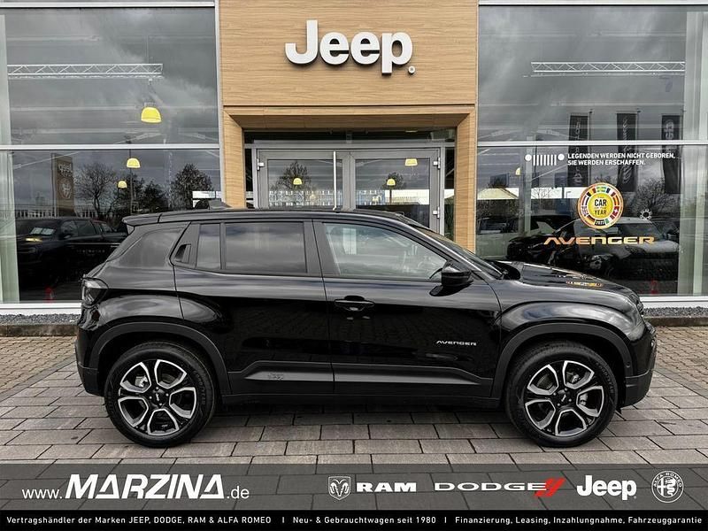 Neu Jeep Avenger Summit 110 PS (80 kW) 2026 Schwarz SUV