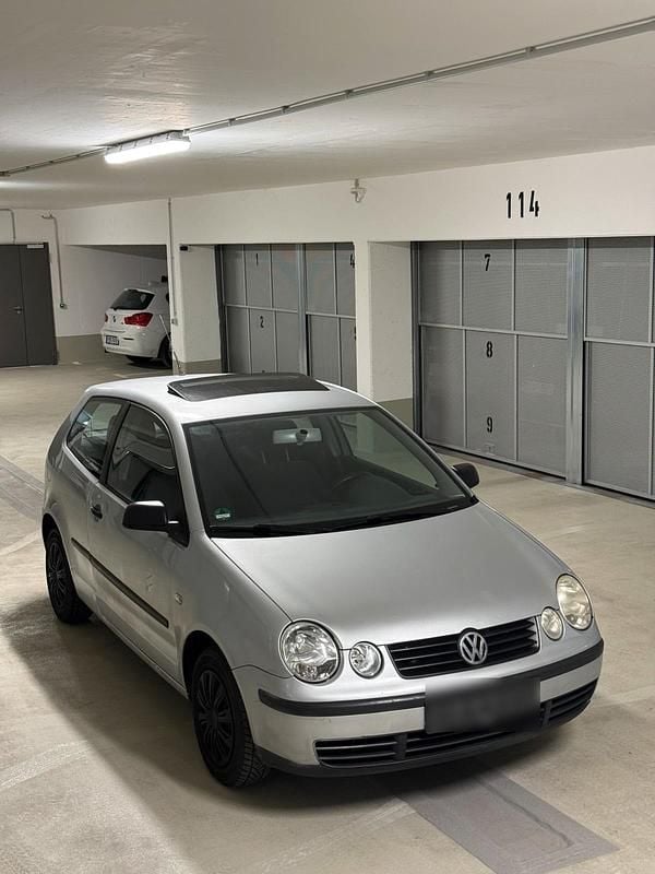 Gebraucht VW Polo 65 PS (47 kW) 2003 Silber Limousine