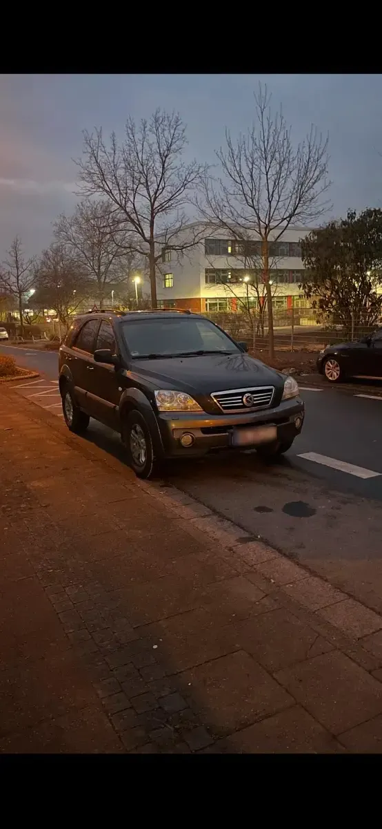 Gebraucht Kia Sorento 140 PS (102 kW) 2002 Schwarz SUV