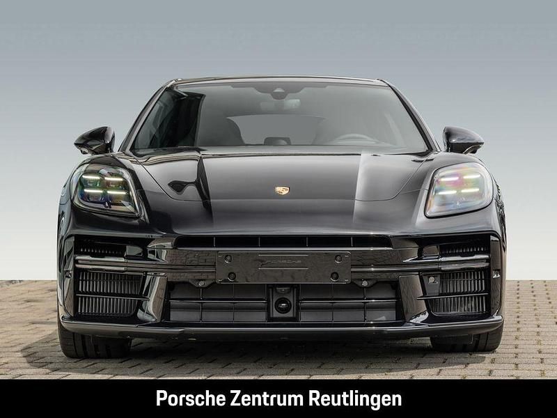 Gebraucht Porsche Panamera 4S 544 PS (400 kW) 2025 Tiefschwarzmetallic Limousine