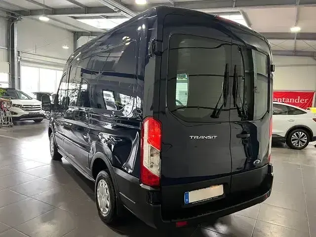 Używany Ford Transit 105 KM (77 kW) 2022 Niebieski Minivan