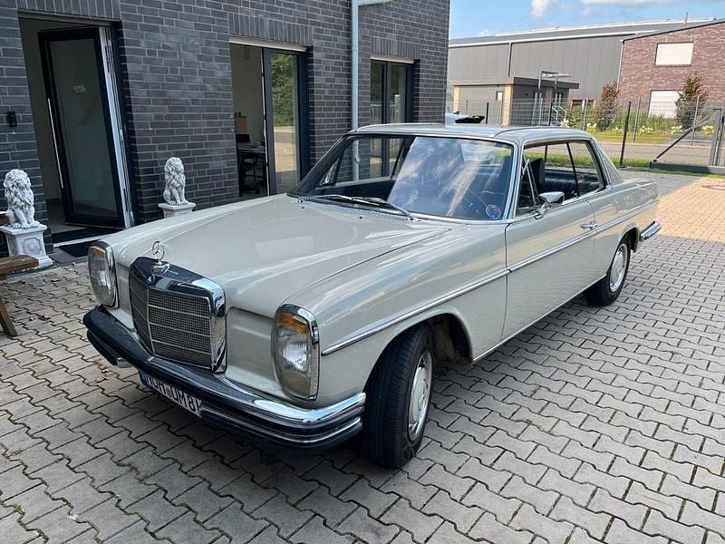Grau Gebraucht 1970 Mercedes 250 | 34.000 € - Bild 1/4