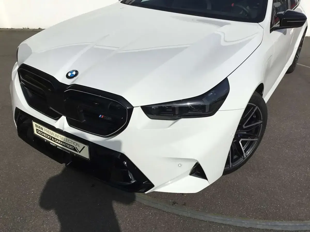 Gebraucht BMW M5 Performance 727 PS (534 kW) 2025 Alpinweiss iii Limousine