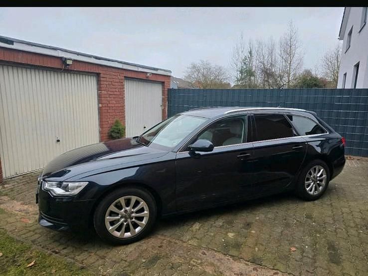 Gebraucht Audi A6 204 PS (150 kW) 2012 Blau Kombi