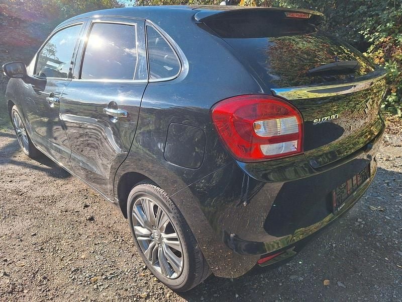 Gebraucht Suzuki Baleno Basic 112 PS (82 kW) 2017 Schwarz Kleinwagen