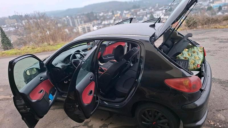 Schwarz Gebraucht 2008 Peugeot 206 Kleinwagen | 1.250 € (Fairer Preis) - Bild 1/4