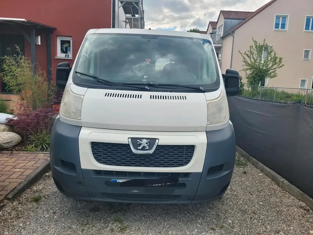 Gebraucht Peugeot Boxer 110 PS (80 kW) 2011 Weiß Van