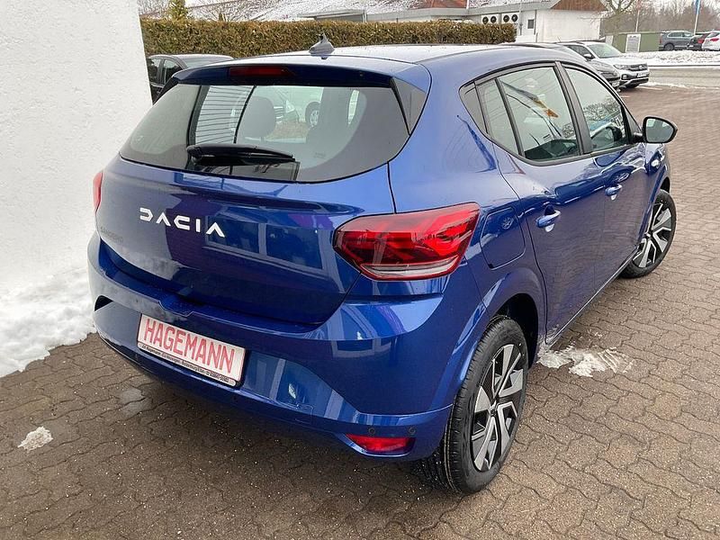 Neu Dacia Sandero Expression 91 PS (66 kW) 2026 Blau Limousine
