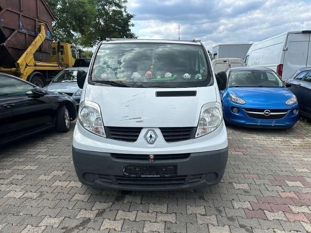 Weiß Gebraucht 2013 Renault Trafic Van | 5.900 € (Guter Preis) - Bild 1/4