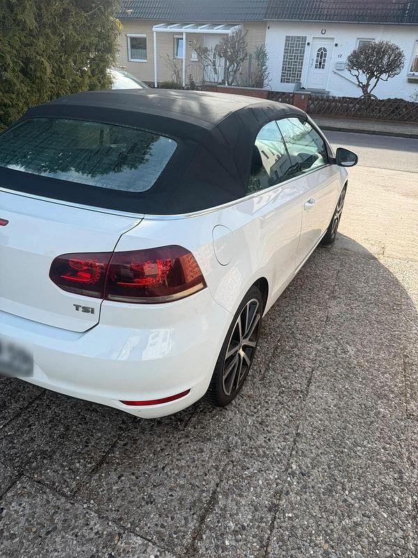 Gebraucht VW Golf 105 PS (77 kW) 2011 Weiß Cabrio