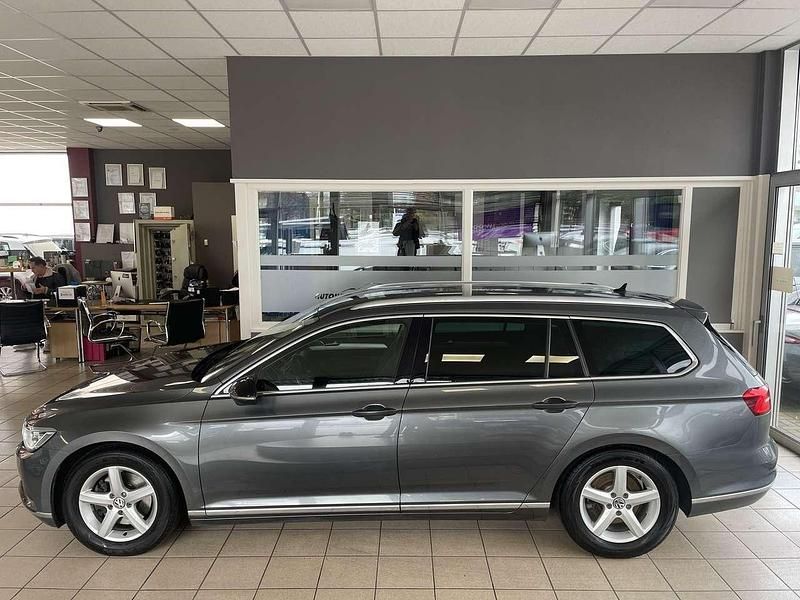 Gebraucht VW Passat Highline 150 PS (110 kW) 2015 Grau Kombi