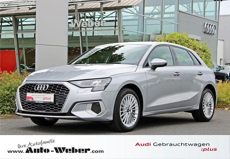 Silber Gebraucht 2024 Audi A3 Advanced Plus Limousine | 26.870 € (Superpreis) - Bild 1/3