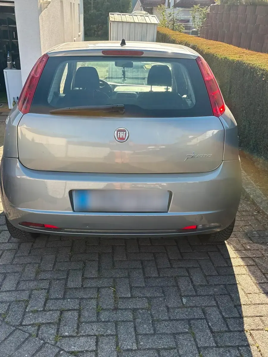 Gebraucht Fiat Punto 65 PS (47 kW) 2009 Grau Kleinwagen