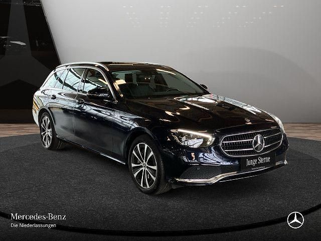 Gebraucht Mercedes E300 Avantgarde 306 PS (225 kW) 2022
