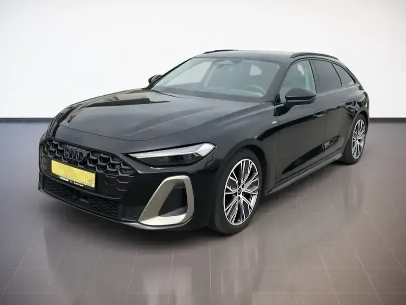 Gebraucht Audi A5 S-Line 204 PS (150 kW) 2025 Schwarz Kombi