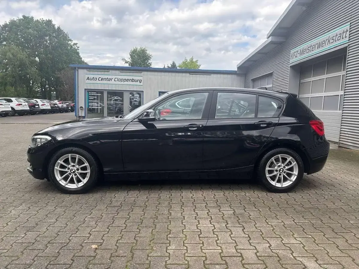 Gebraucht BMW 116 Advantage 109 PS (80 kW) 2017 Schwarz Kleinwagen