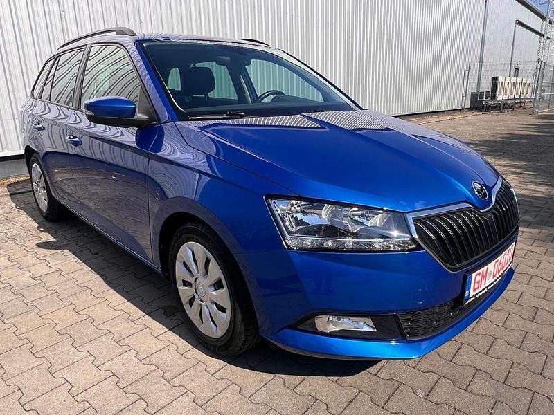 Gebraucht Skoda Fabia 95 PS (69 kW) 2022 Blau Kleinwagen