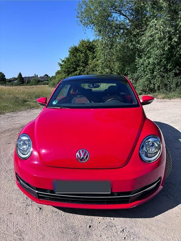 Rot Gebraucht 2012 VW Beetle Limousine | 6.100 € (Guter Preis) - Bild 1/4
