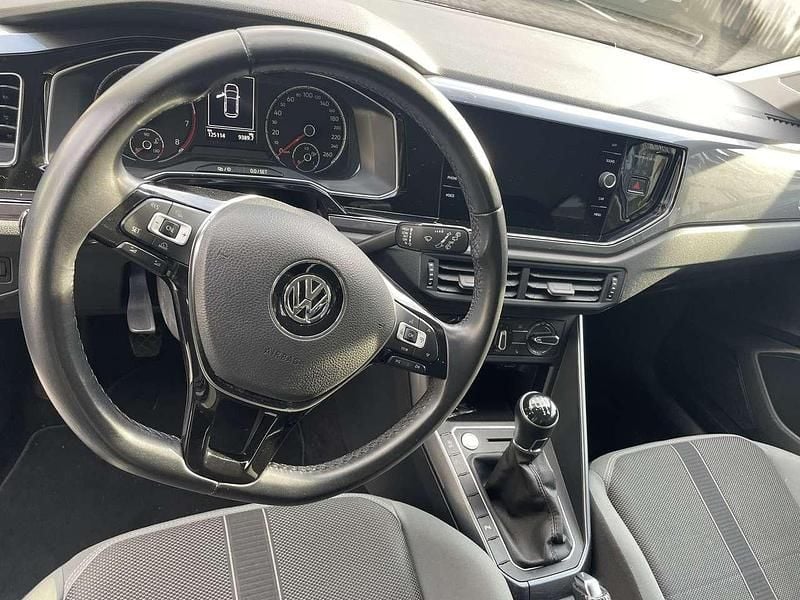 Używany VW Polo Highline 95 KM (69 kW) 2018 Biały Sedan/Limuzyna