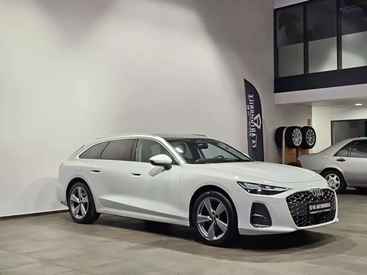 Gebraucht Audi A6 Sport 204 PS (150 kW) 2025 Weiß Kombi