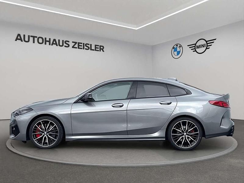 Gebraucht BMW 220 Performance 178 PS (130 kW) 2024 Skyscraper grau Coupé