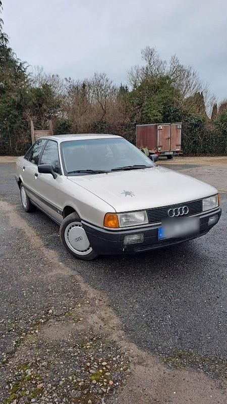 Gebraucht Audi 80 90 PS (66 kW) 1986 Silber Limousine