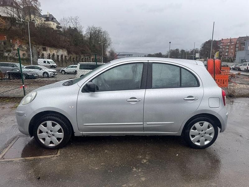 Gebraucht Nissan Micra Acenta 80 PS (58 kW) 2012 Silber Kleinwagen
